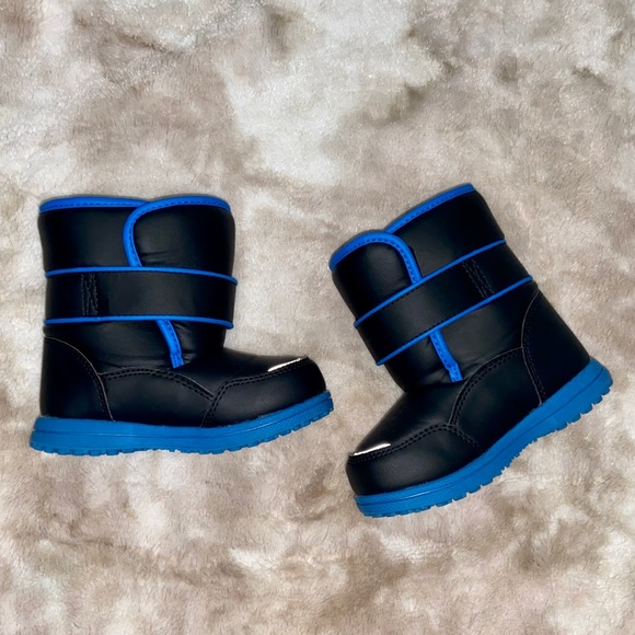 kids snow boots black friday